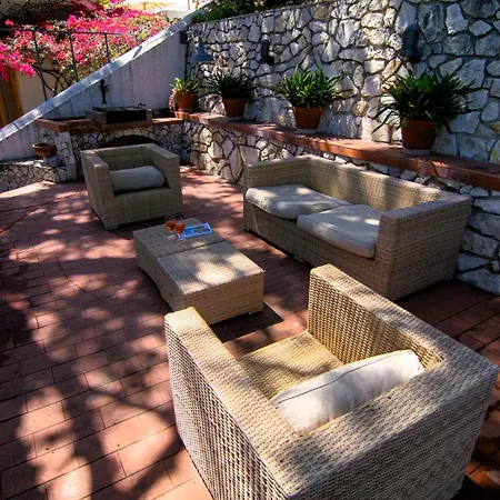 Villa Nsm Carlotta & Guarda Che Mare Con Piscine Vista Mare Pugnochiuso