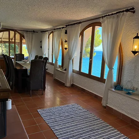 Villa Nsm Carlotta E Guarda Che Mare Con Vista Panoramica Pugnochiuso
