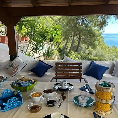 Nsm Carlotta & Guarda Che Mare Con Piscine Vista Mare Villa