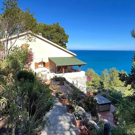 Nsm Carlotta & Guarda Che Mare Con Piscine Vista Mare Villa