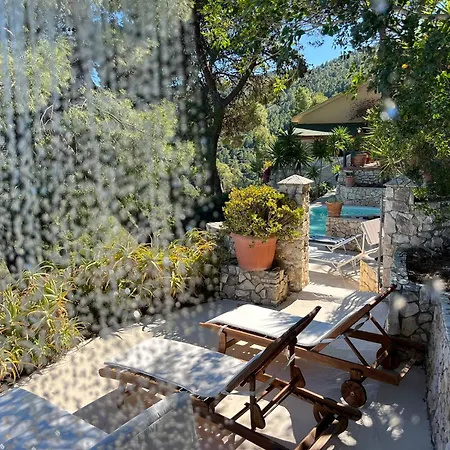 Nsm Carlotta & Guarda Che Mare Con Piscine Vista Mare Villa Pugnochiuso