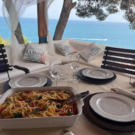 Nsm Carlotta & Guarda Che Mare Con Piscine Vista Mare * Pugnochiuso